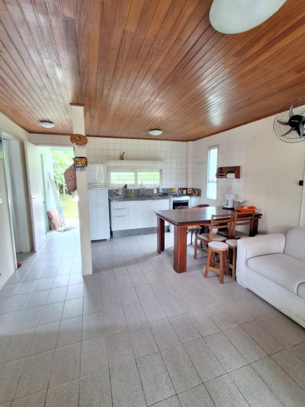 9f2137da-6e5e-4974-821c-9edb69e1caf0